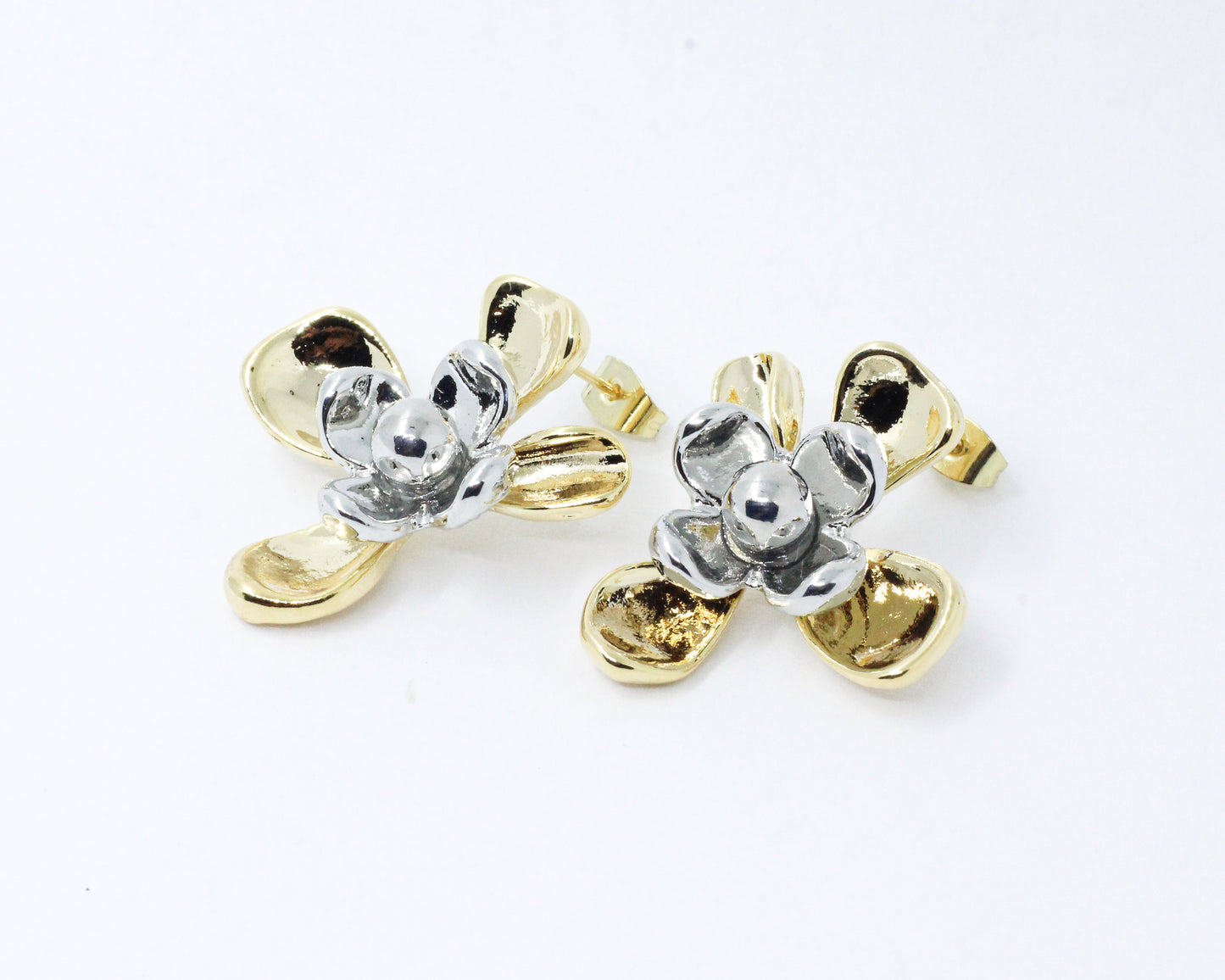 Aretes Doble Flor Bicolor