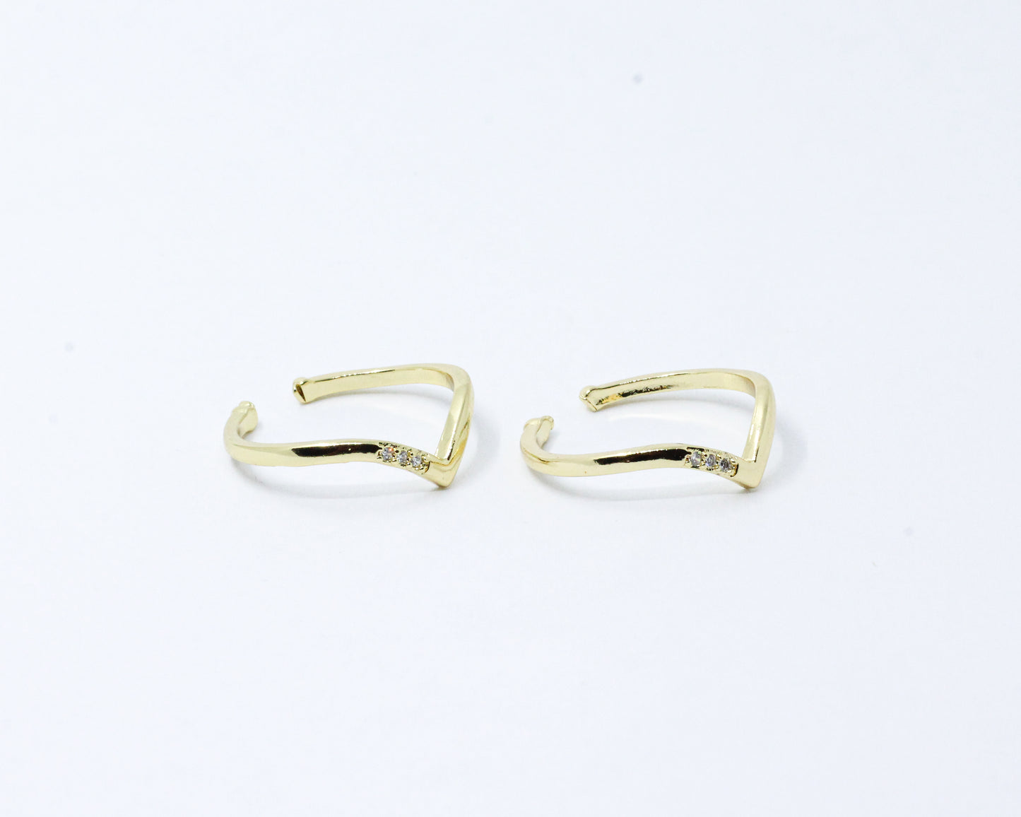 Anillo dorado rústico