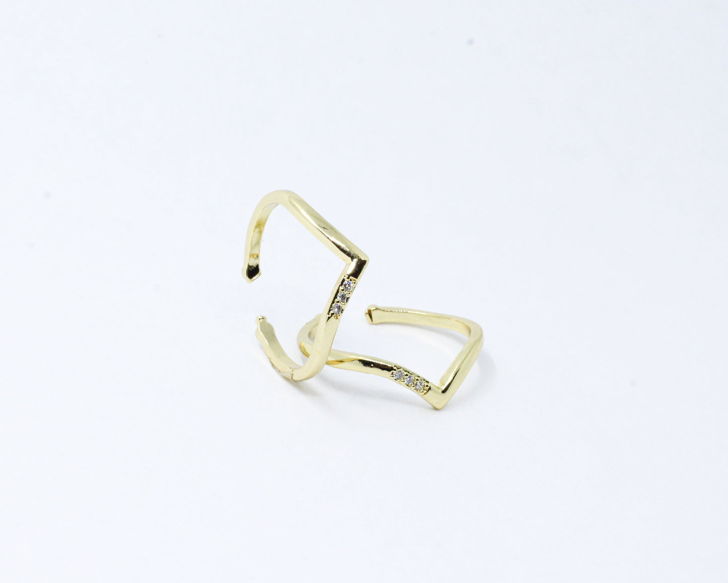 Anillo dorado rústico