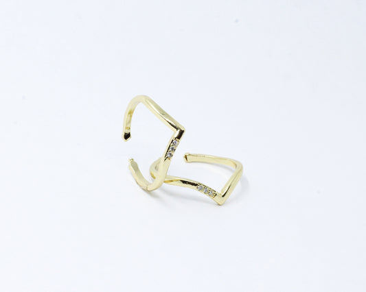 Anillo dorado rústico