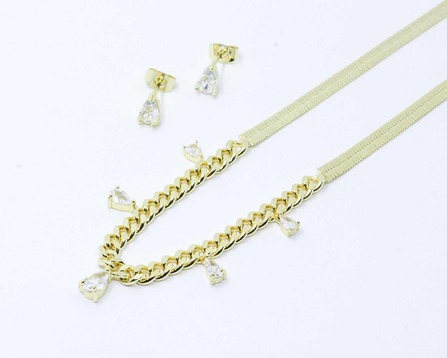 Set Dorado Lágrimas Brillantes