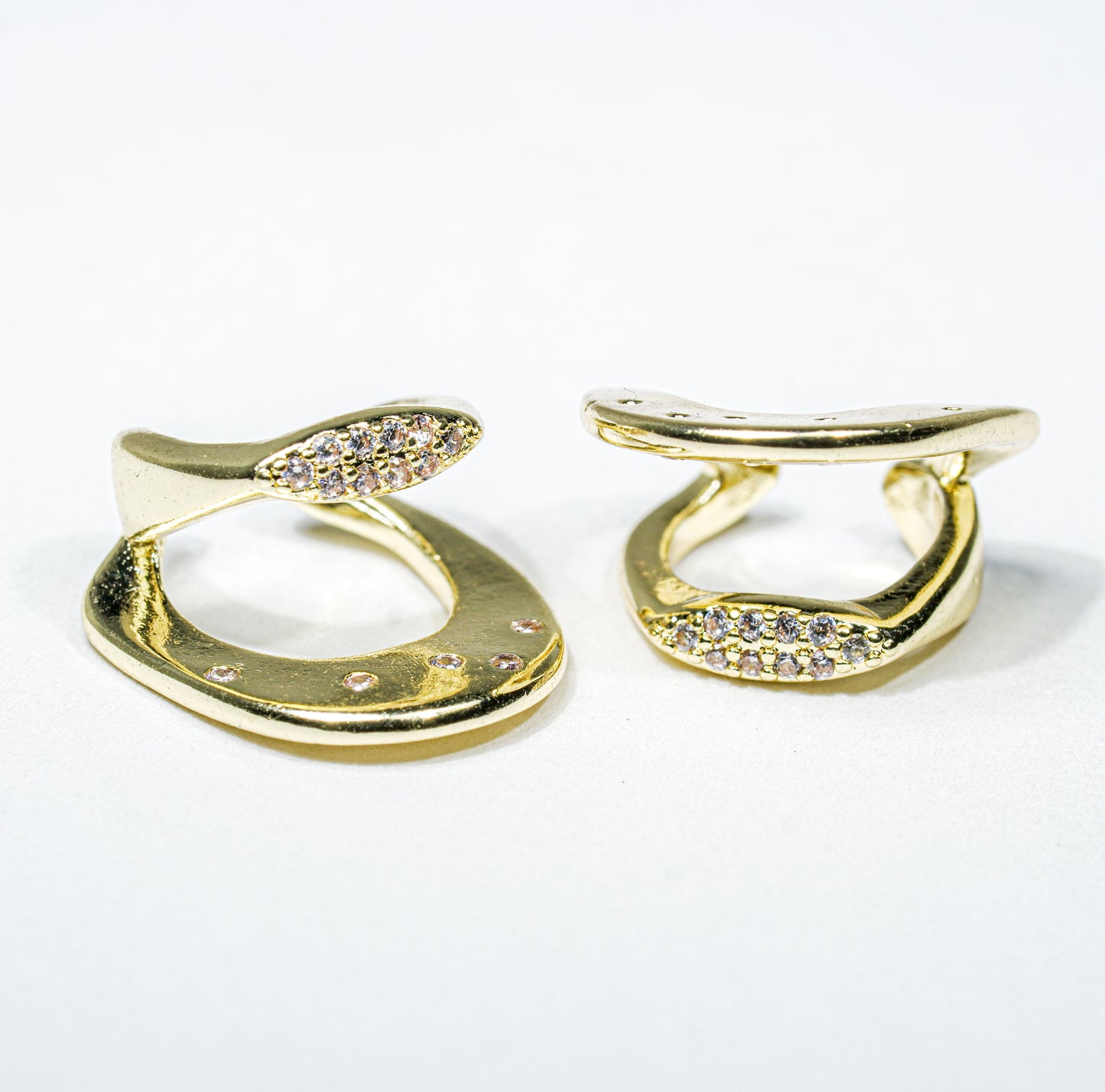 Earcuff cresciente de luz
