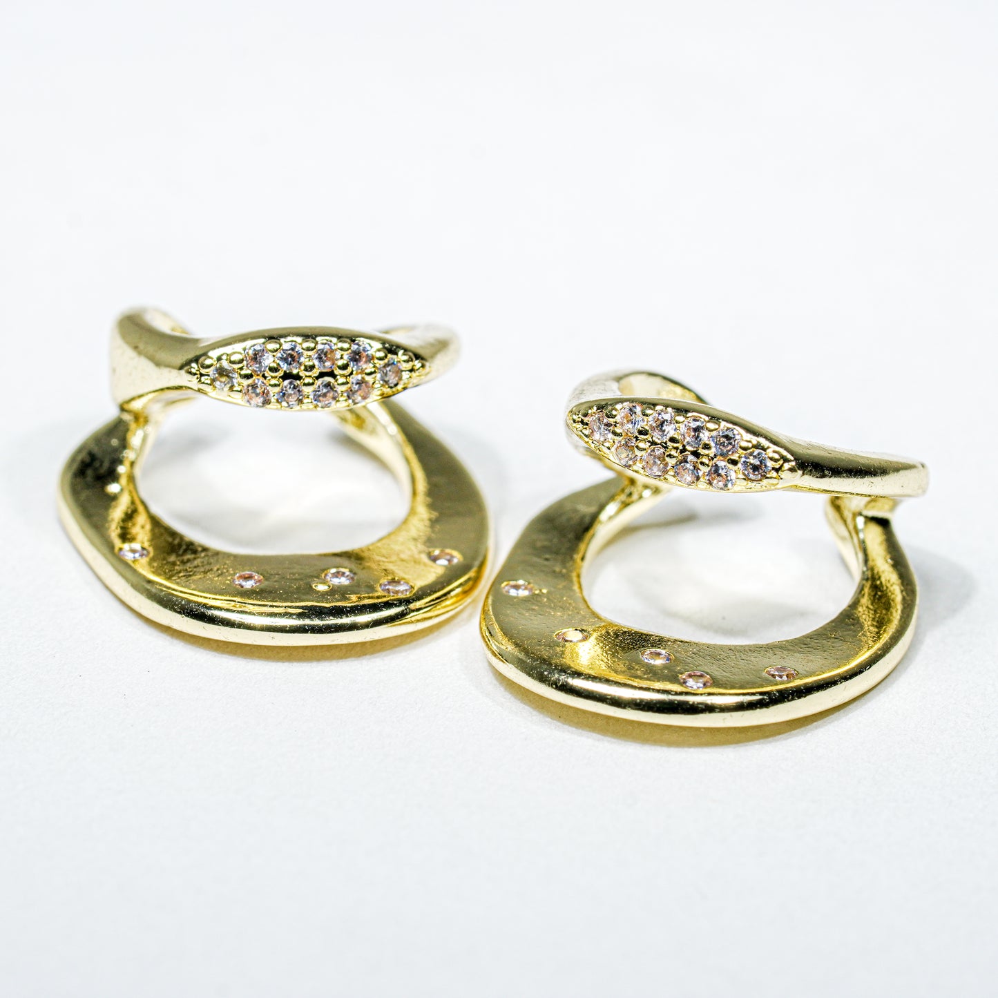 Earcuff cresciente de luz