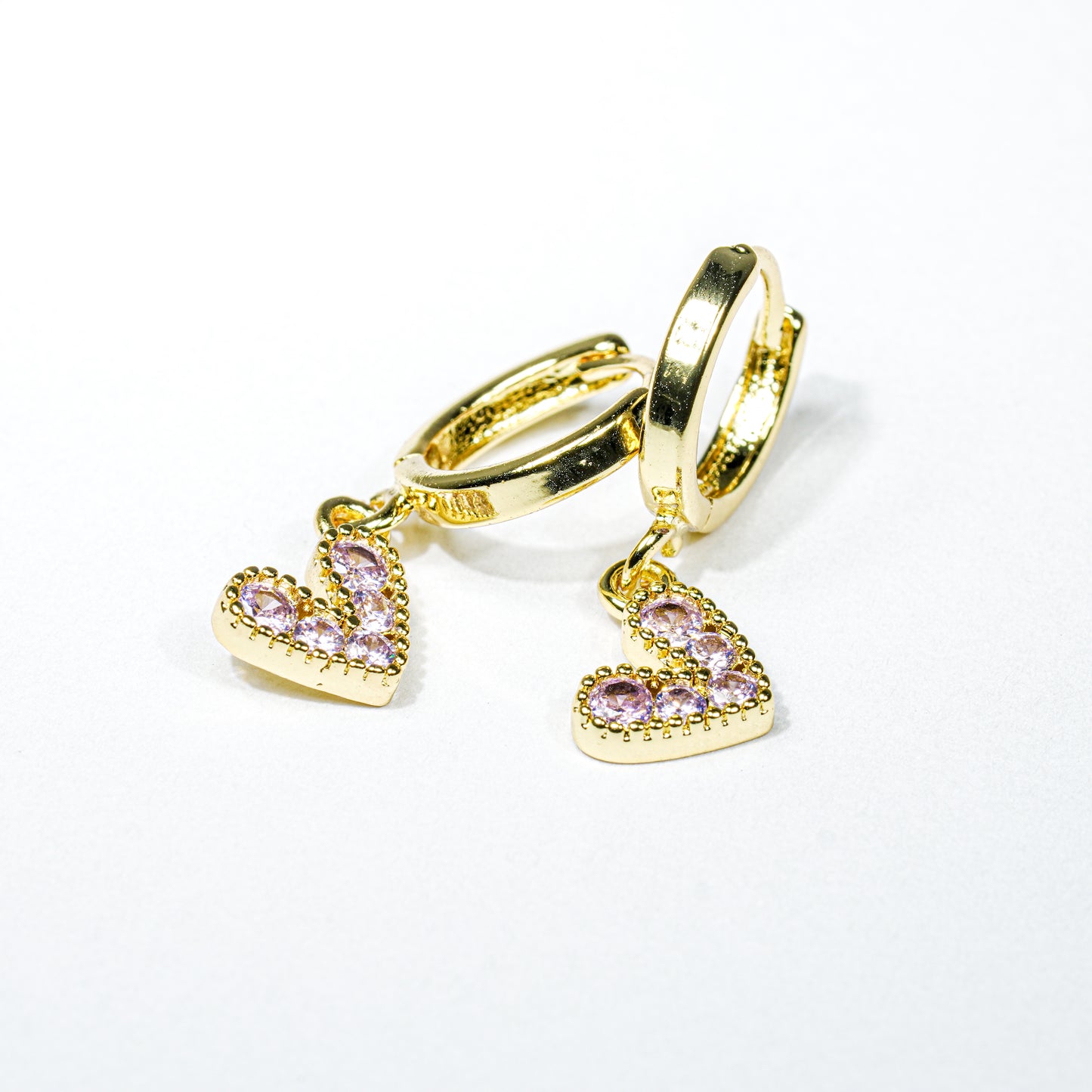 Arete corazón colgante