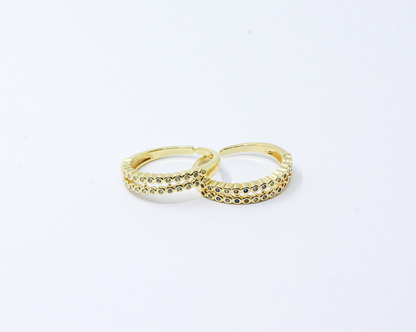 Anillo Biseles Dorados y Circones