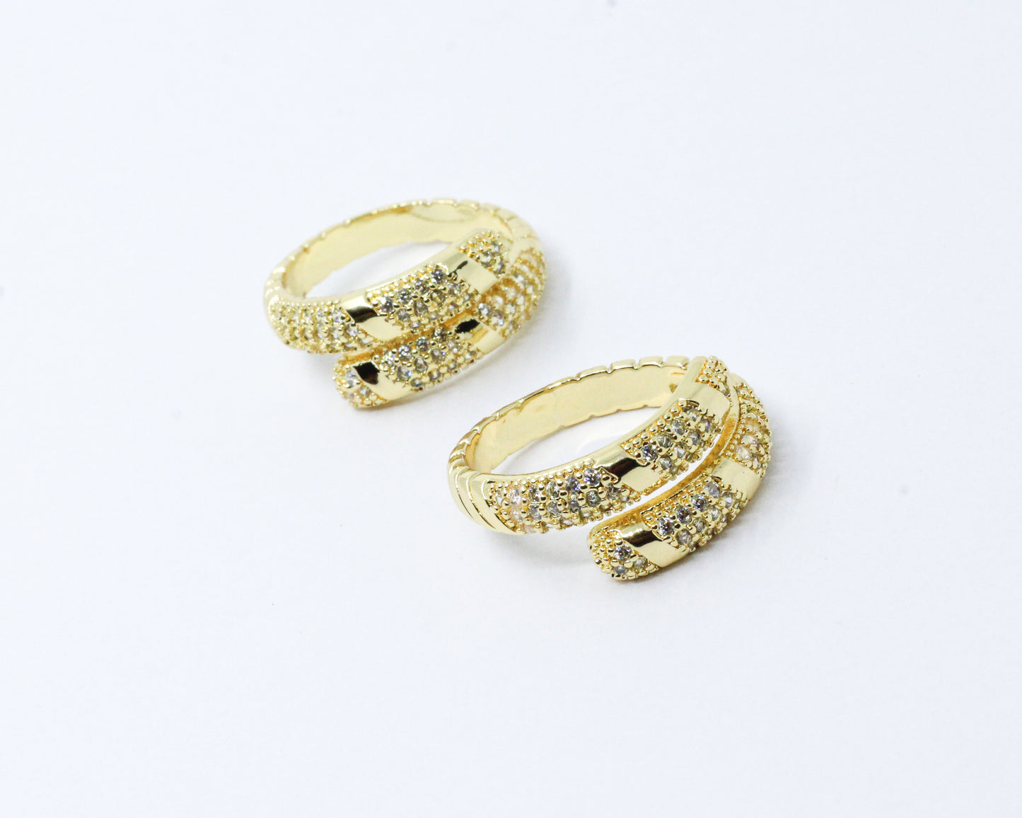 Anillo Dorado Esferas Circón