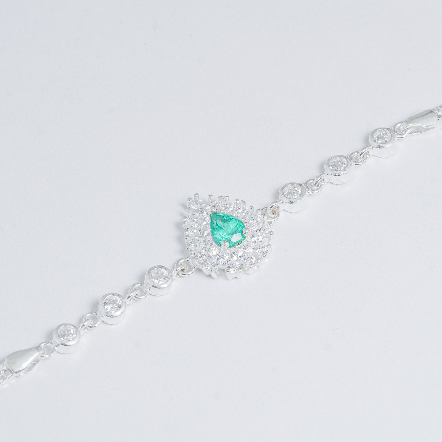 Pulsera De Lágrima En Plata