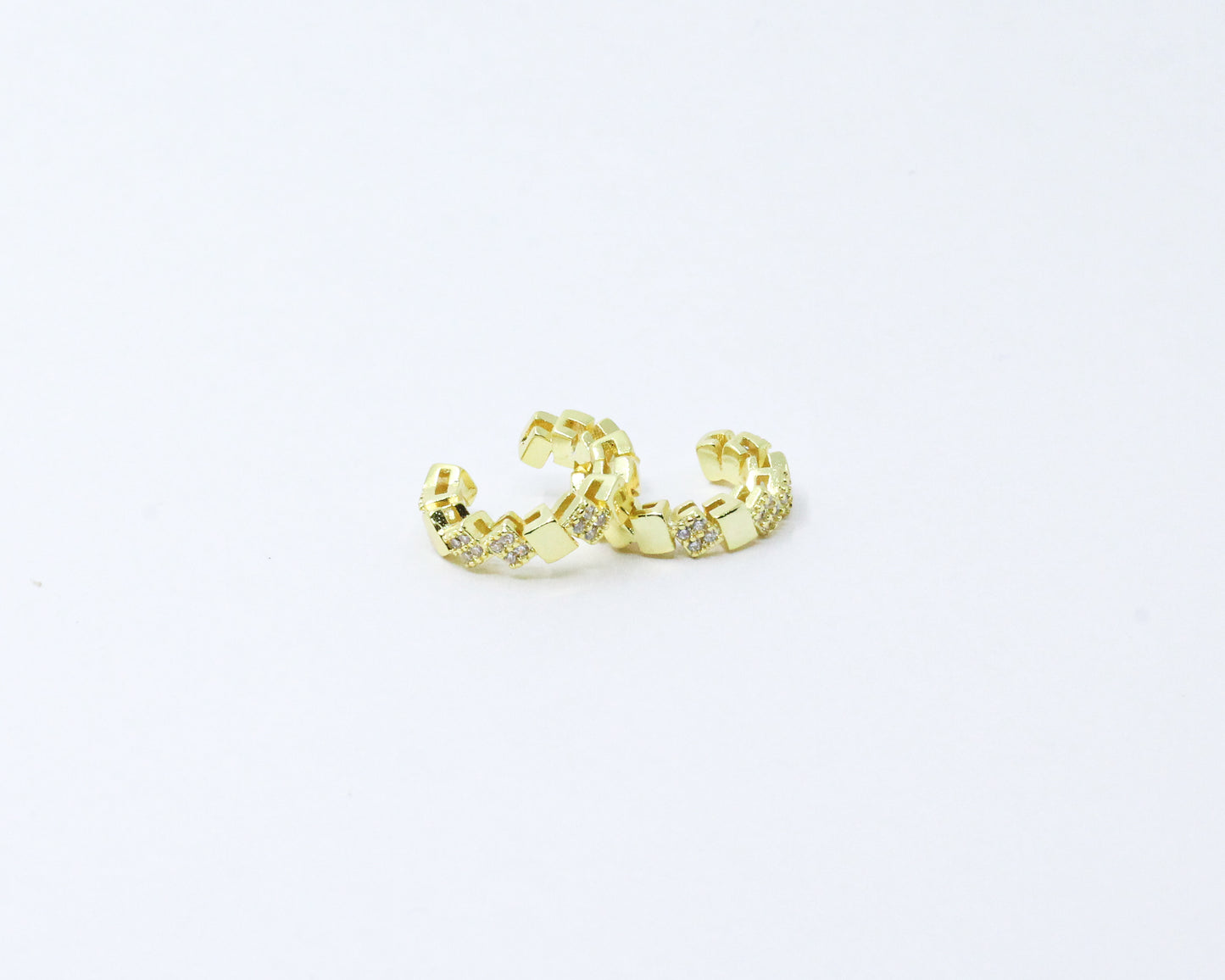 Earcuff Dorado Cuadritos