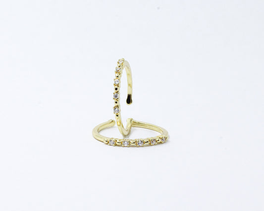 Anillo dorado solitario