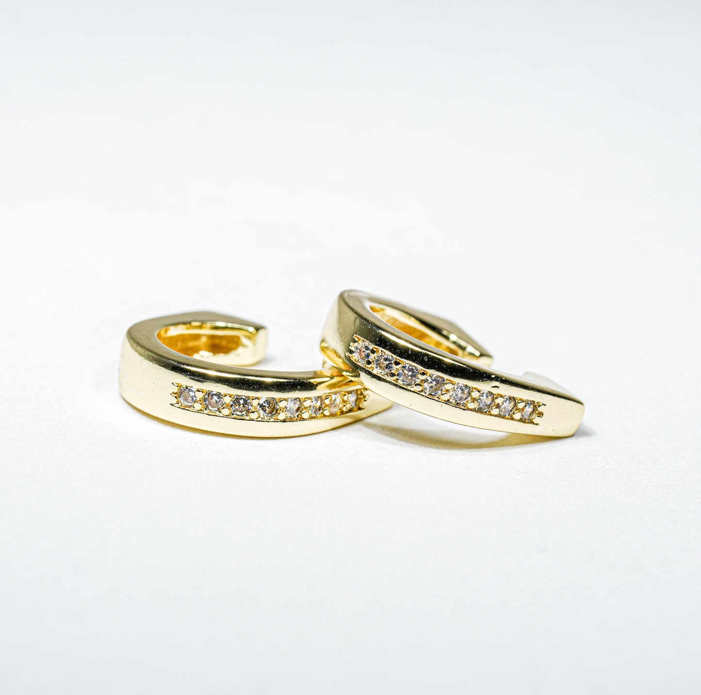 Earcuff dorado herradura