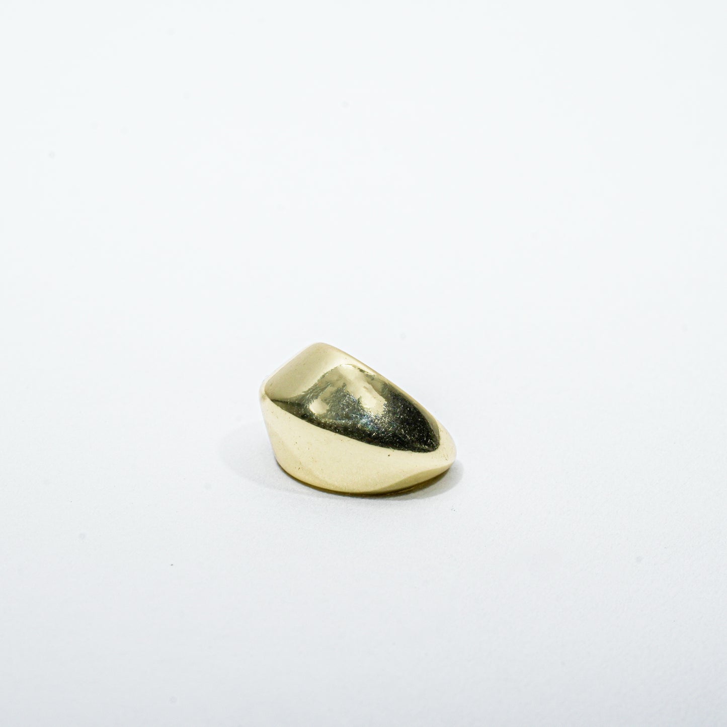 Earcuff dorado liso