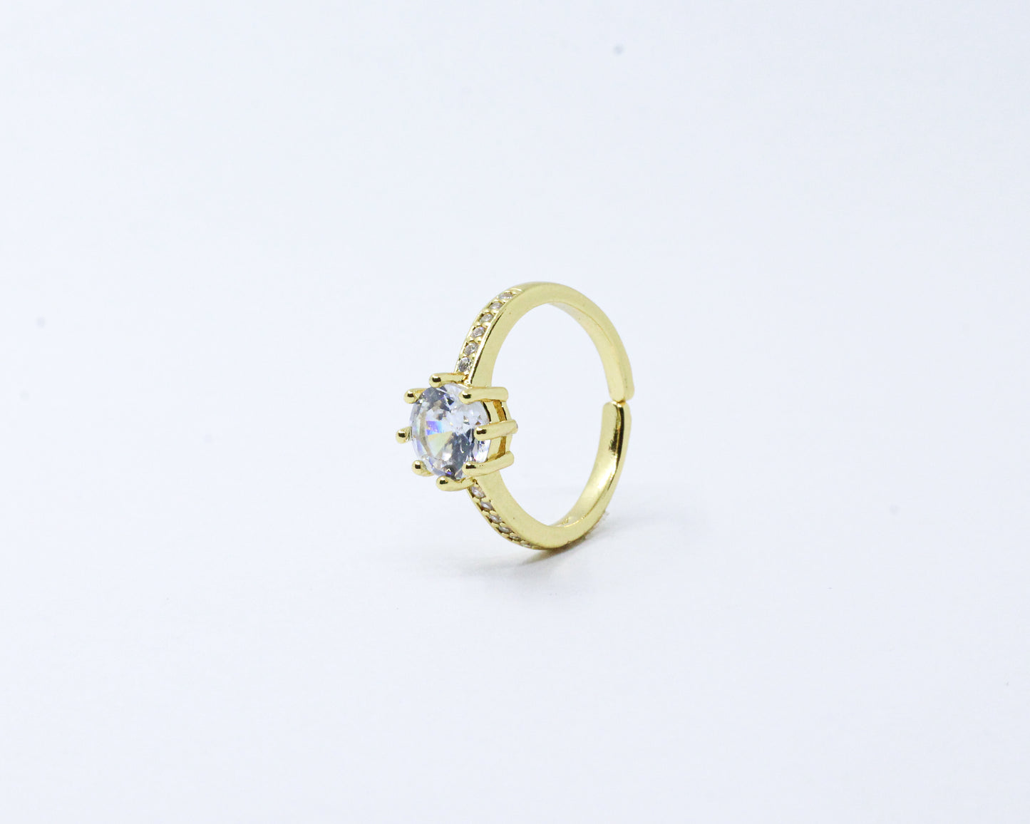Anillo Dorado Piedra Lux