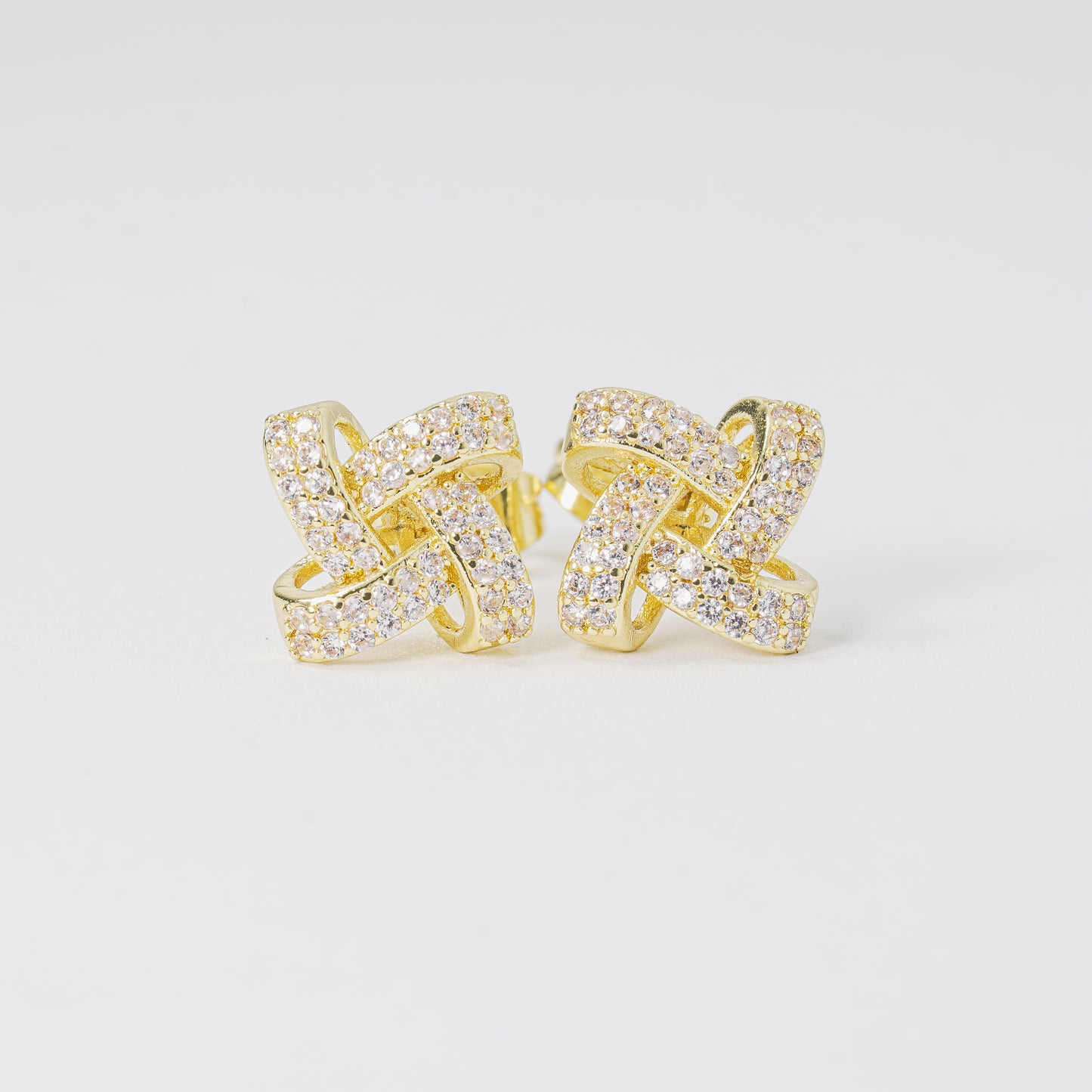 Topo dorado circones blancos