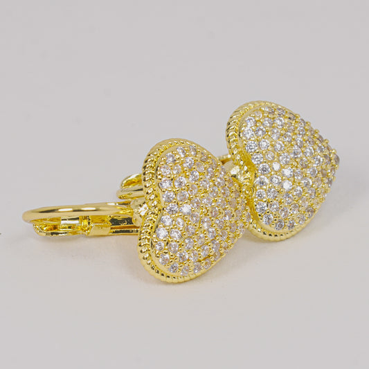 Arete corazón brillante