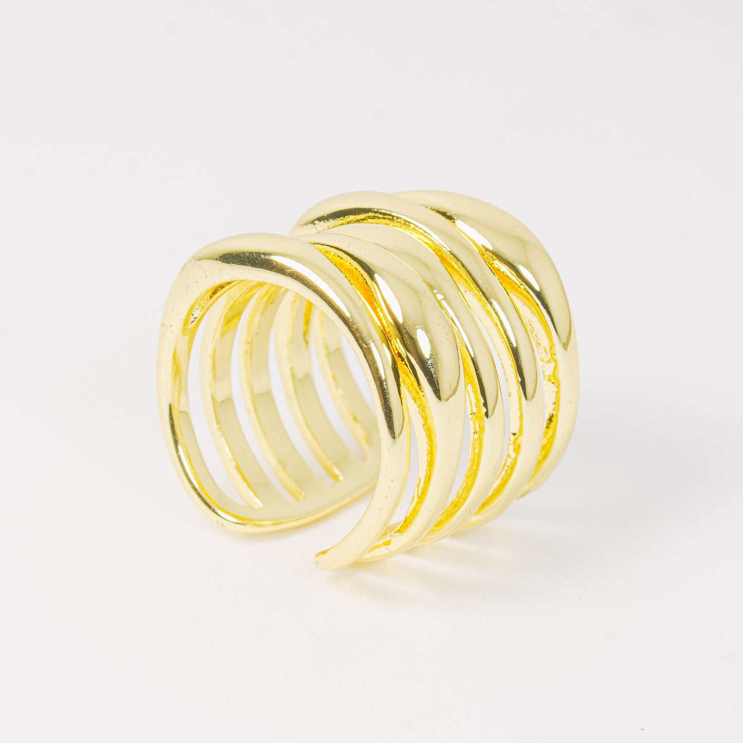 Earcuff espiral dorado