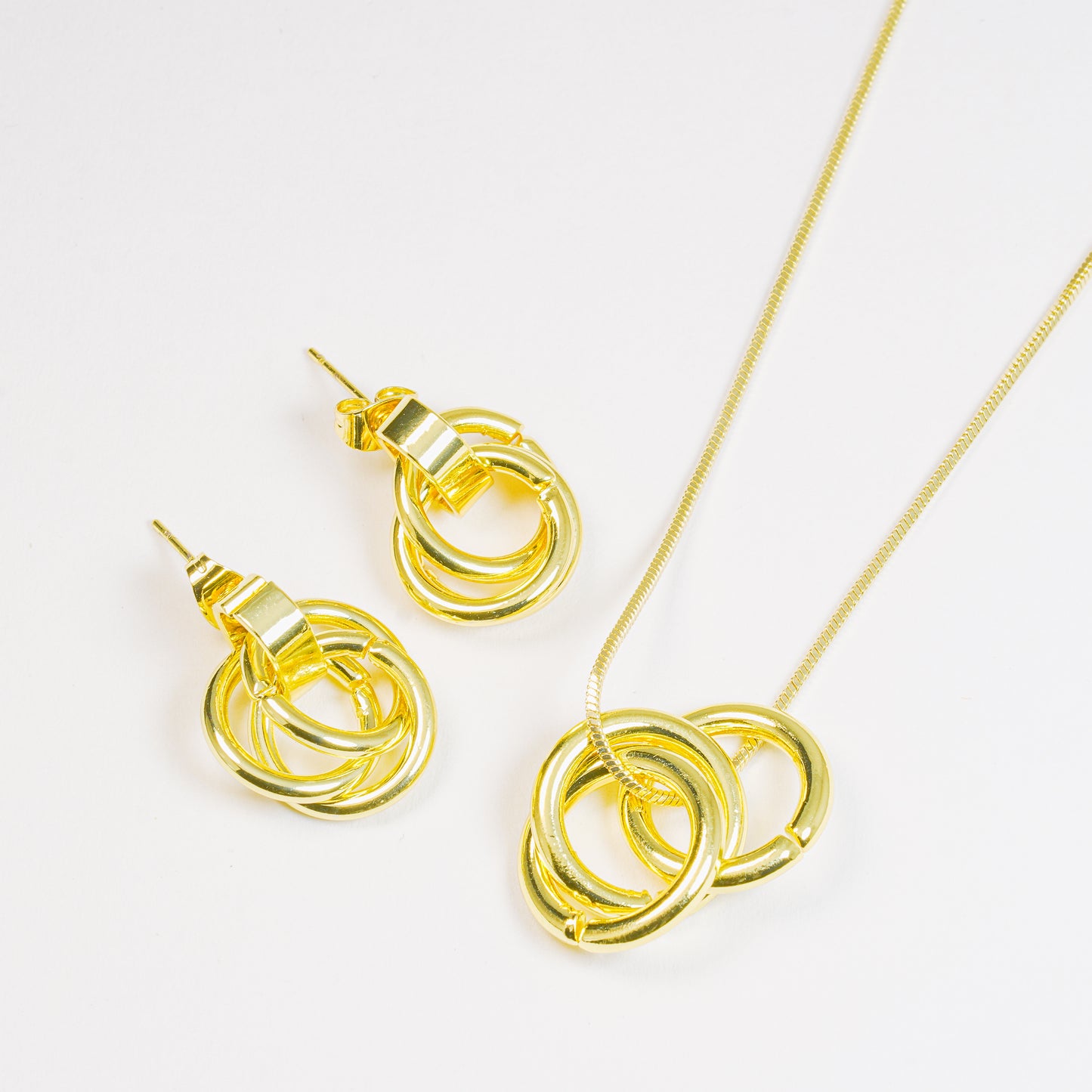 Set Triple Circulo Dorado