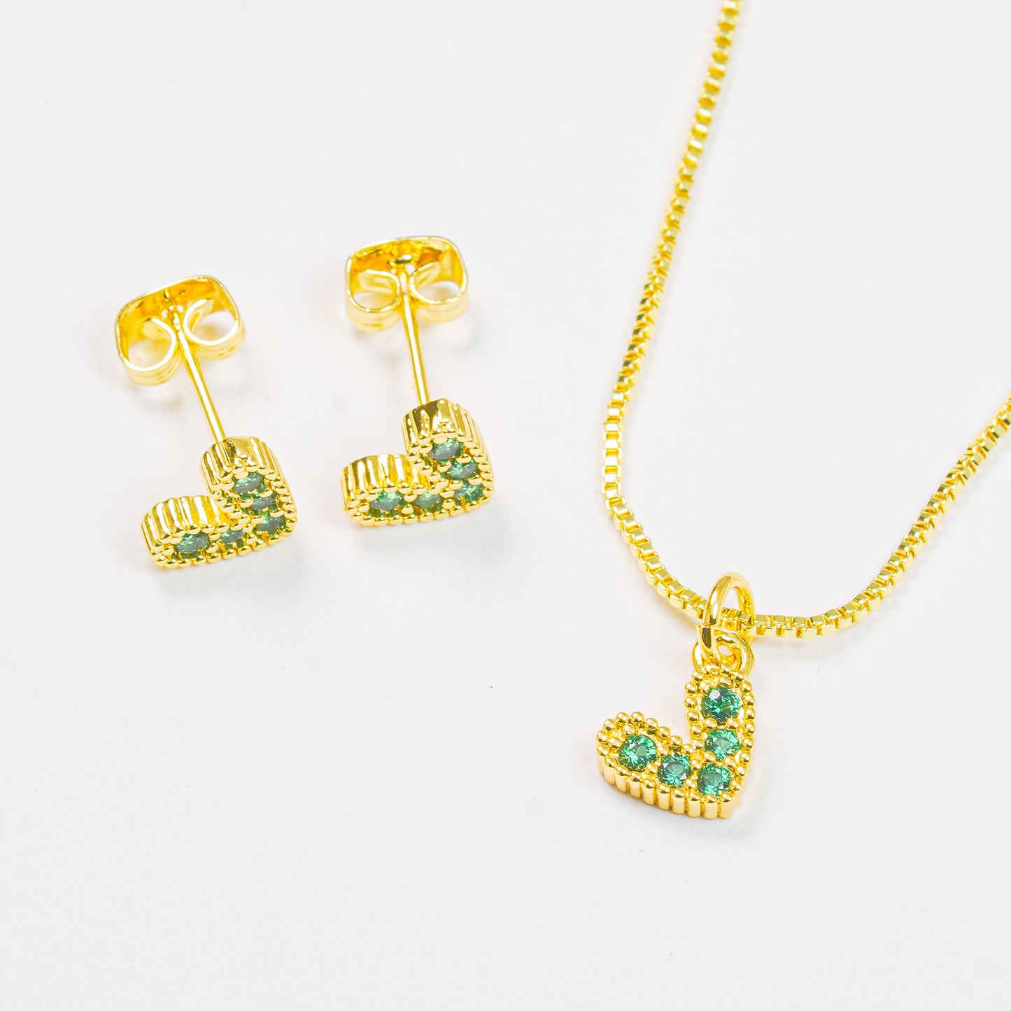 Set Corazon Dorado Con Verde Esmeralda