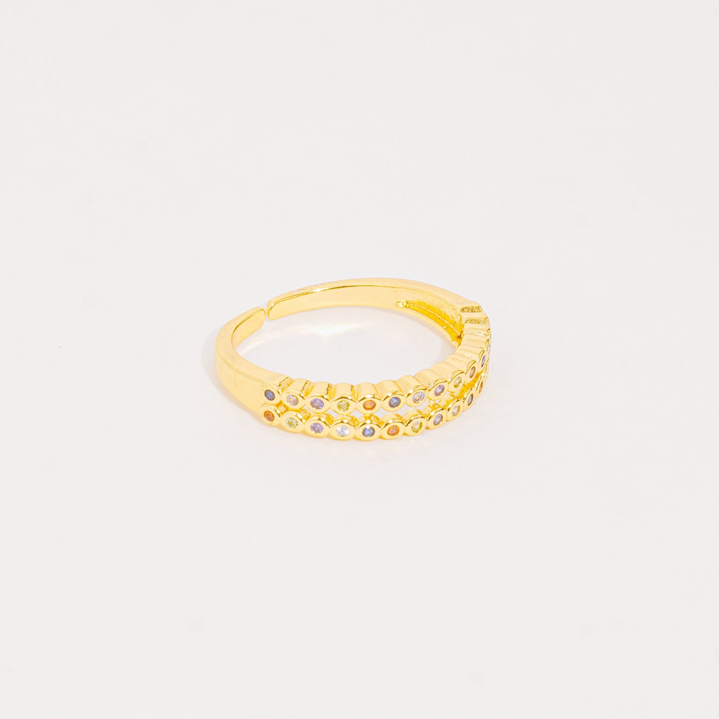 Anillo Biseles Dorados y Circones