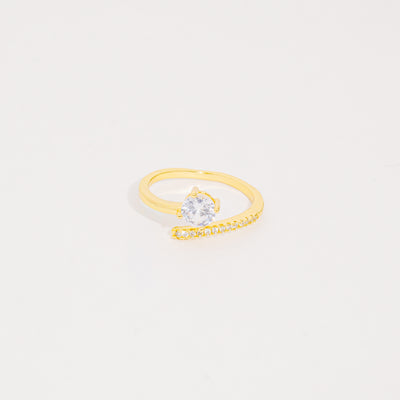 Anillo Dorado Circón Blanco