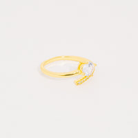 Anillo Dorado Circón Blanco vista 2