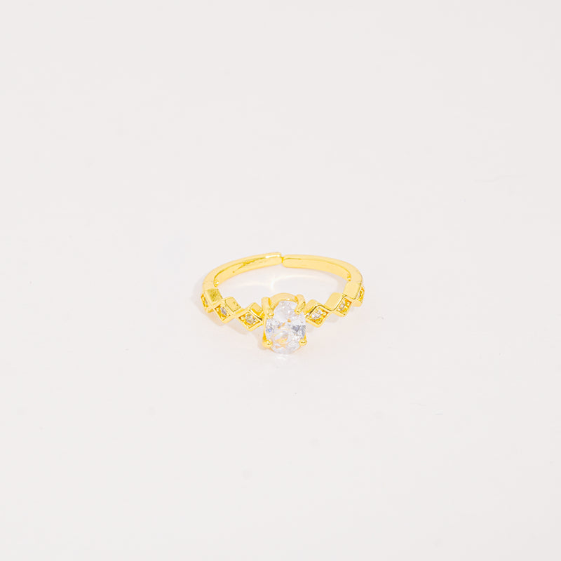 Anillo Dorado Ovalo Esplendor