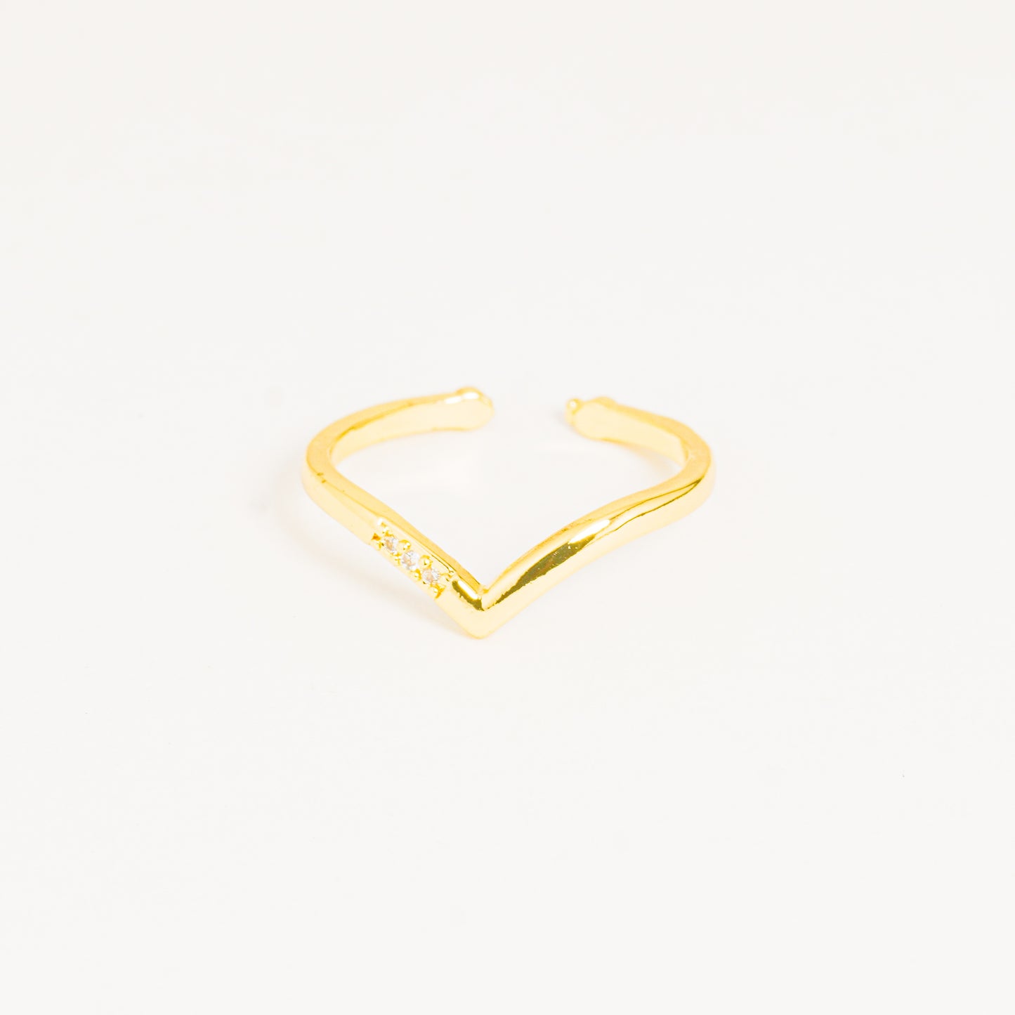 Anillo dorado rústico