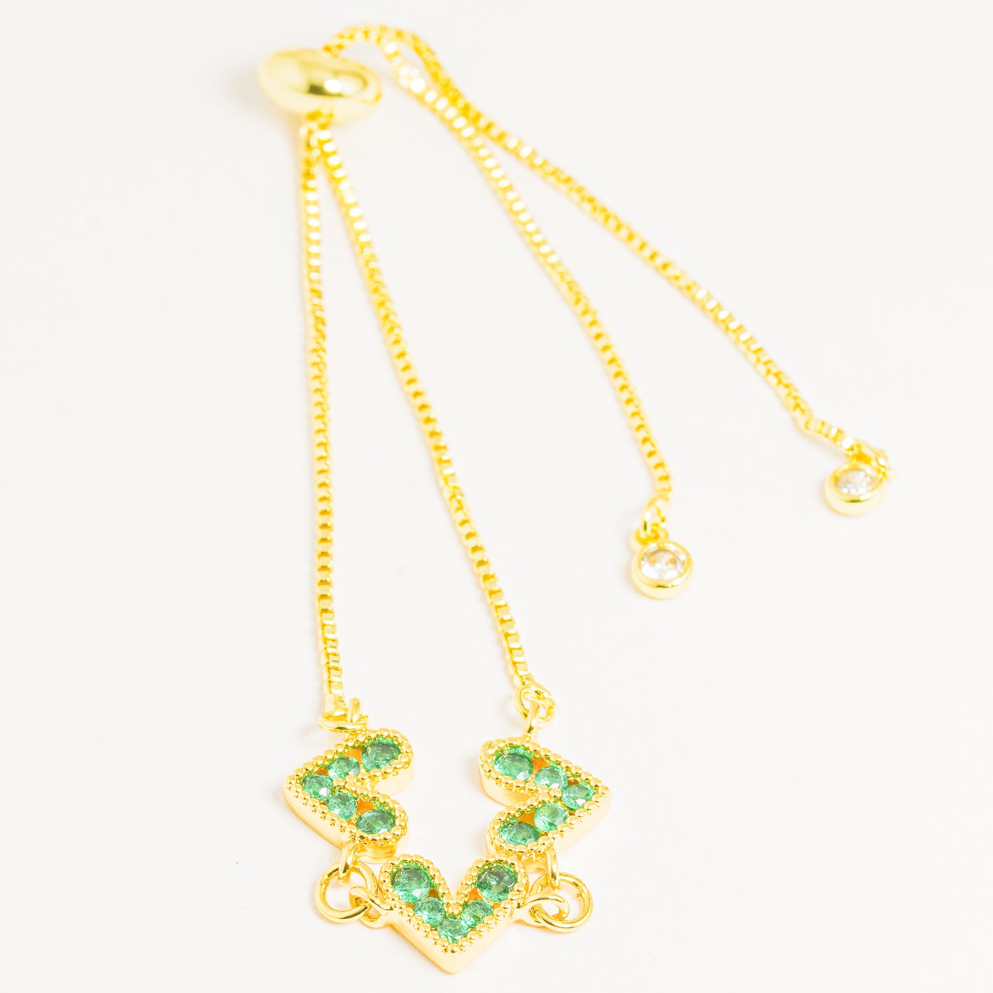 Pulsera Dorada Con Corazones