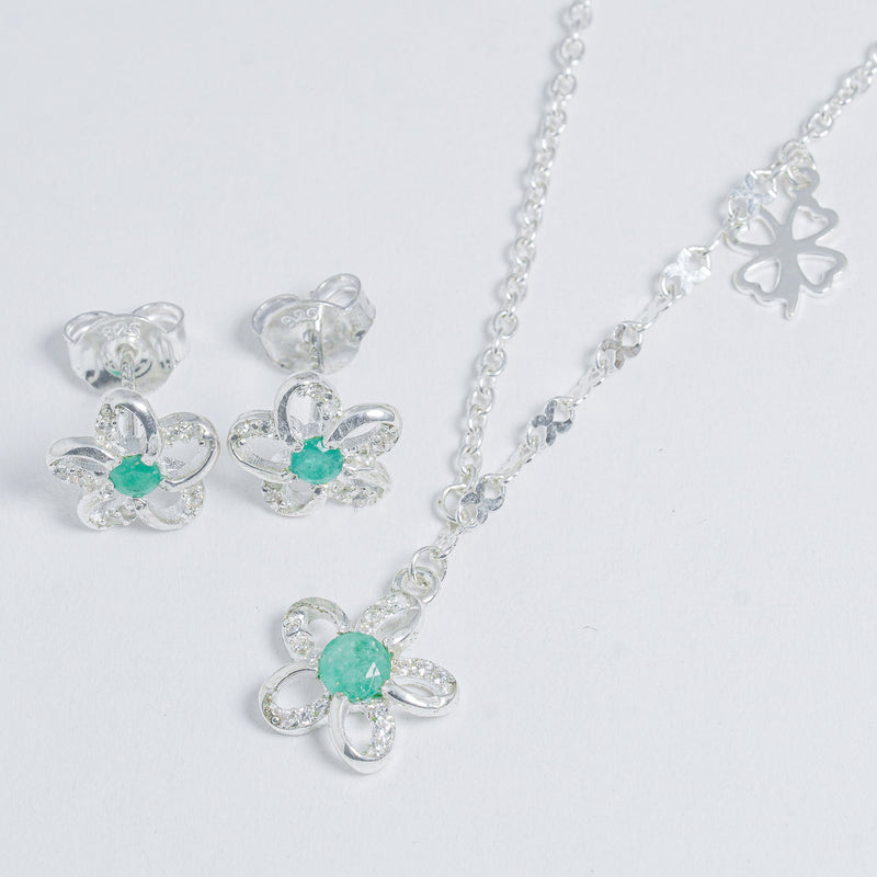 Set De Flores Con Esmeralda Y Plata