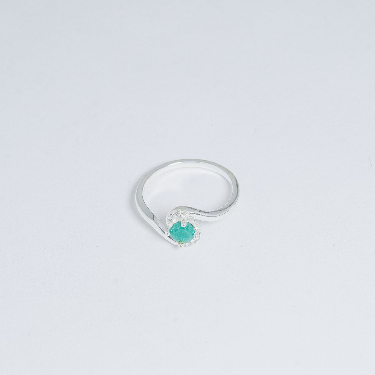 Anillo De Plata En Forma De Onda