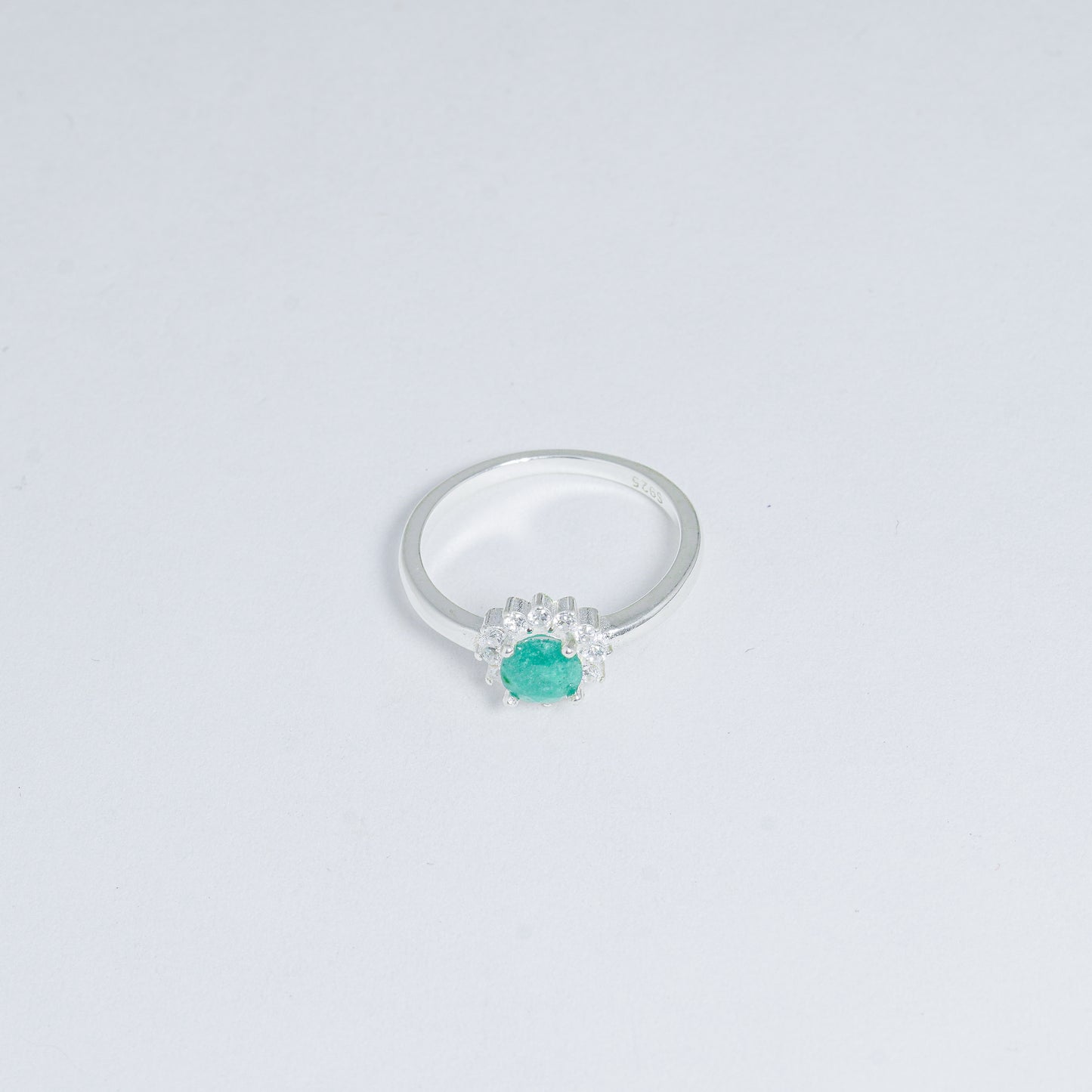 Anillo De Corona En Esmeralda Y Plata